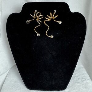 Vintage Handcrafted Gold and Silver Tone Wire and Bead Dangle Earrings